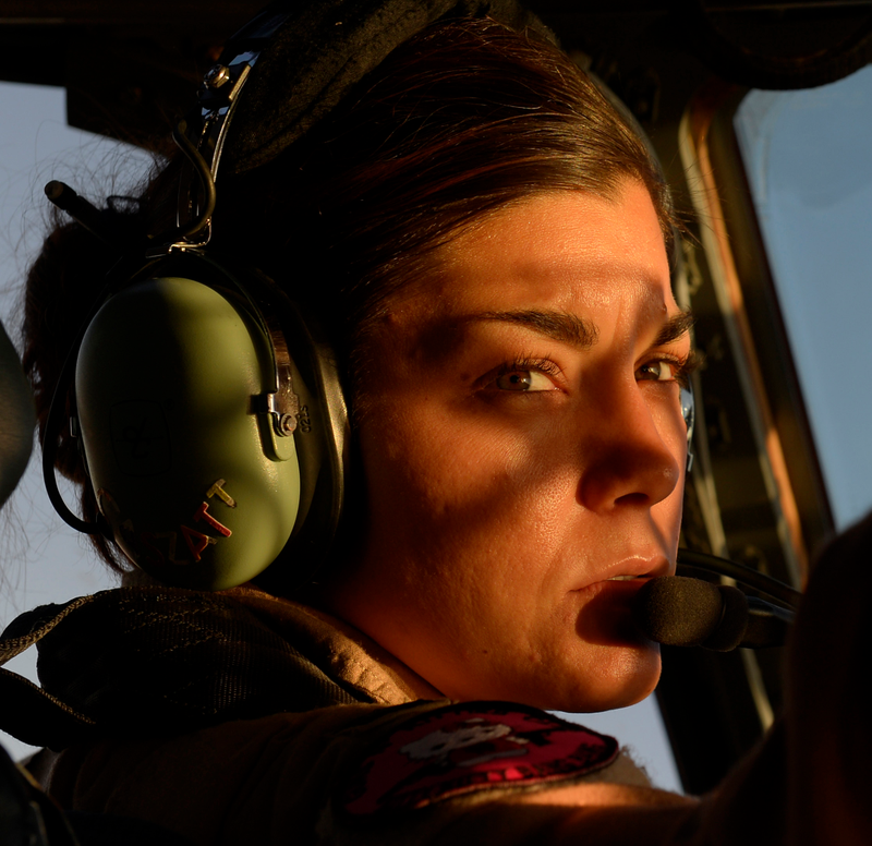 Illustration for article titled This All Female C-17 Crew Gets It Done During Exercise Eager Lion
